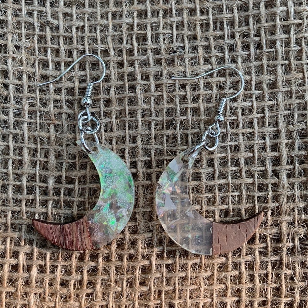 Nwt Handmade Crescent Moon Earrings